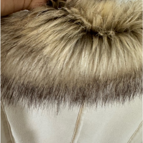 Off White suede faux fur - Picture 2 of 5